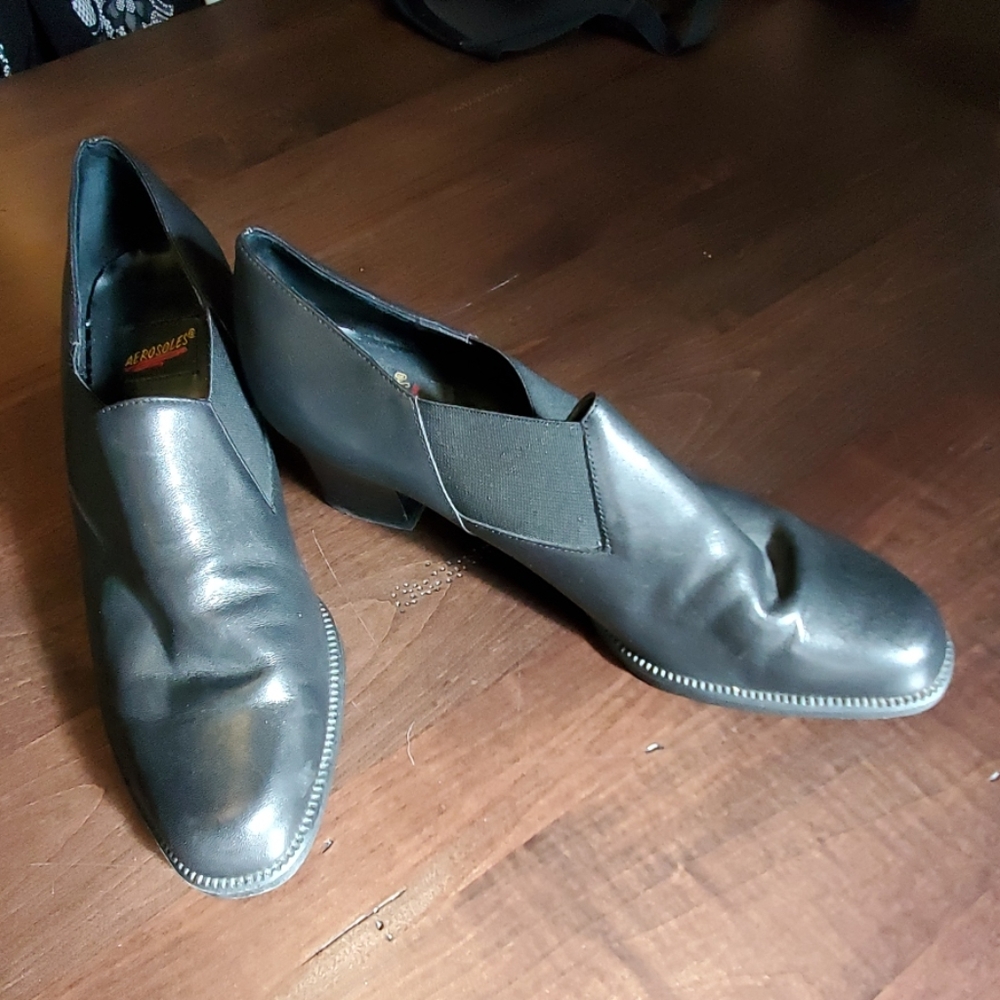 Like new Aerosoles